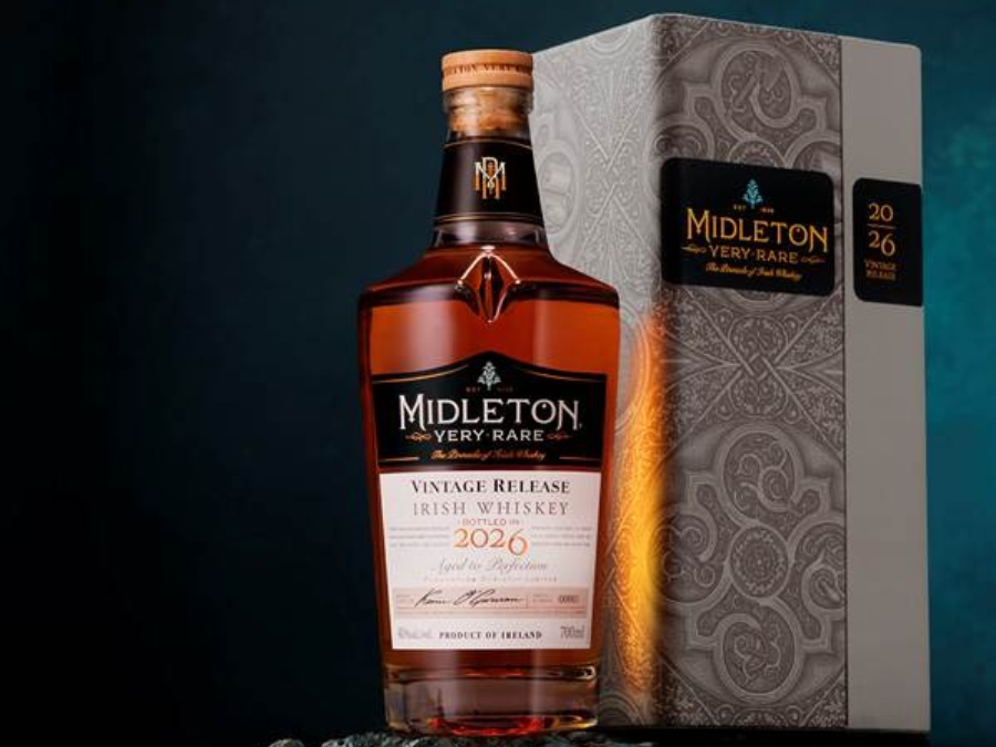 Midleton Very Rare 2026 Vintage bottle and box