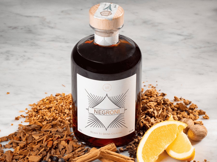 88 Cocktails premixe Negroni bottle