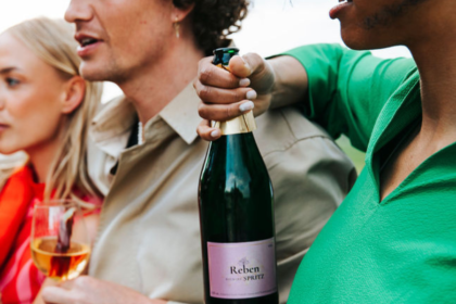 Reben Rhubarb Spritz bottle