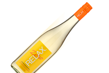 Bottle of Relax Zero Alcohol-Removed Chardonnay