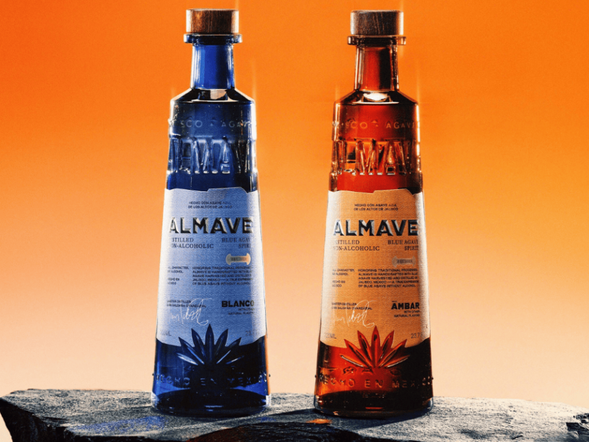 Bottles of Almave Blanco and Almave Ambar