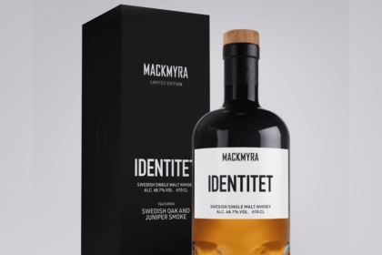 Bottle of and box for Mackmyra Identitet