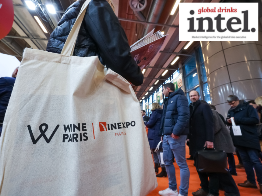 Attendees outside the Wine Paris & Vinexpo Paris exhibition