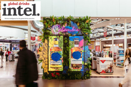 La Hechicera advert on an airport concourse