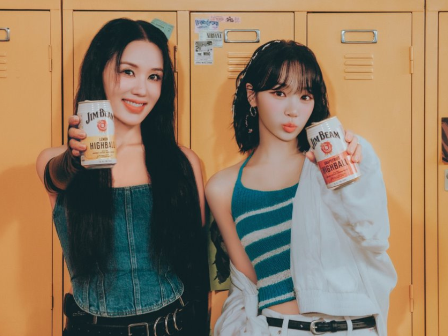 Two South Korean singers advertising Jim Beam Highball RTDs