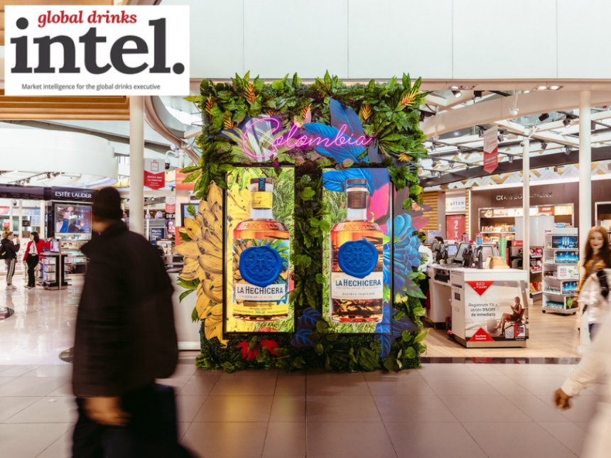 La Hechicera advert on an airport concourse
