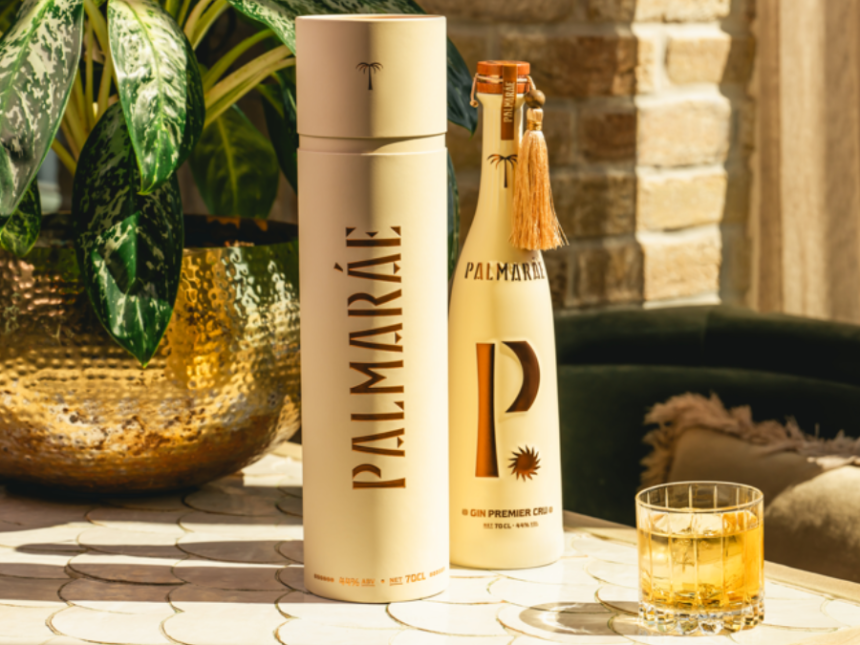 Bottle of and box for Palmaráe Gin Premier Cru