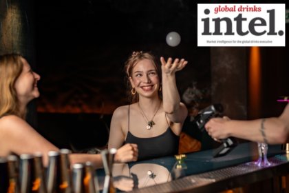 Customers at a bar with a floating bubble of aroma smoke