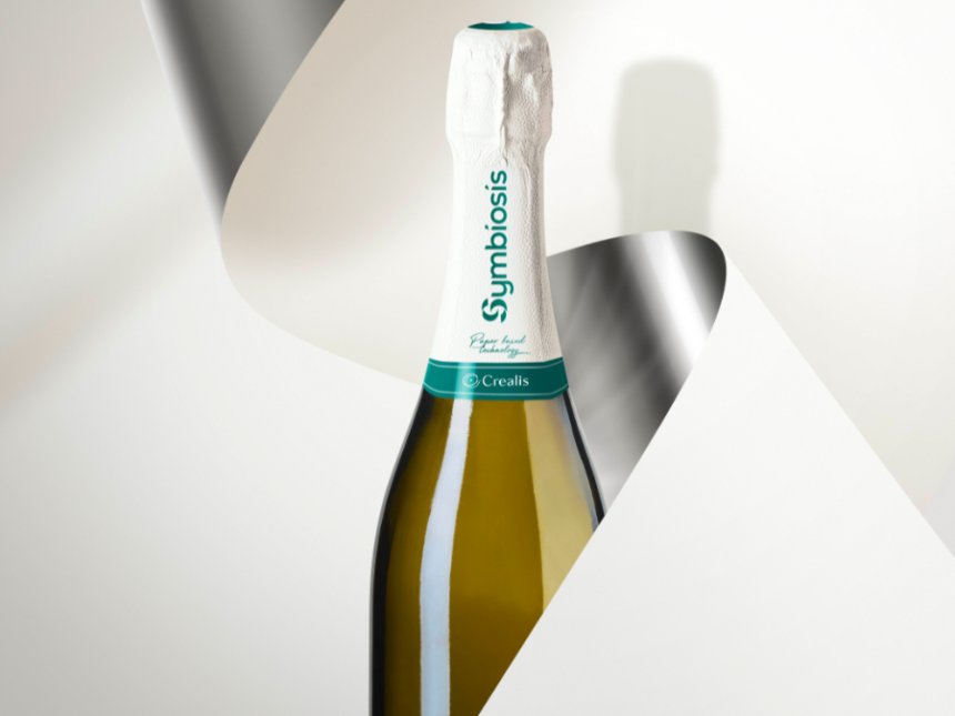 Bottle of sparkling wine featuring the symbiosis paper-based seal