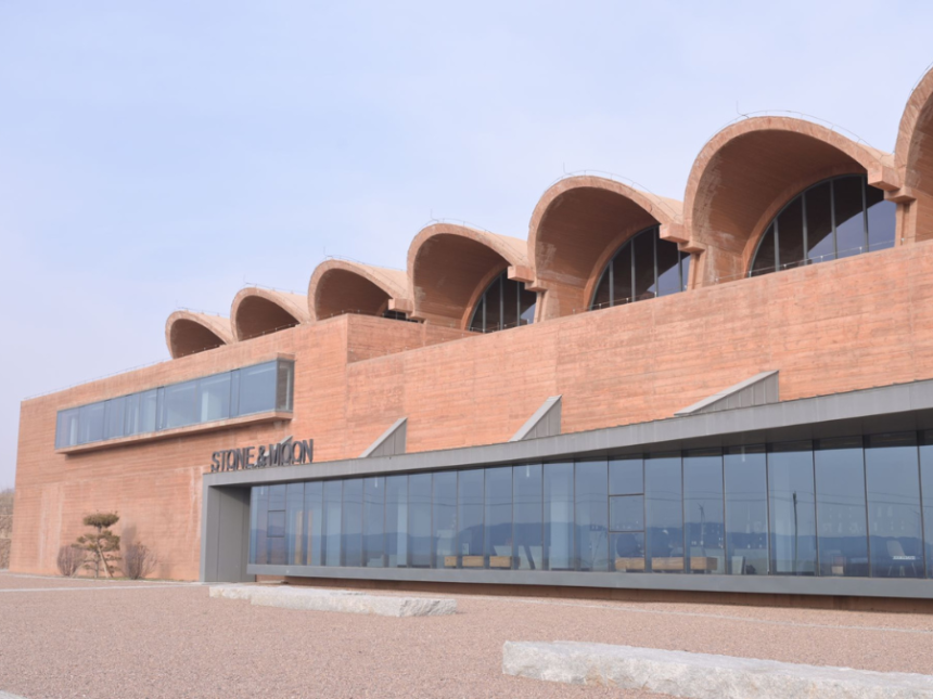Exterior of Ningxia Stone & Moon Winery