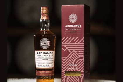 Bottle of Ardnahoe Bholsa whisky next to box