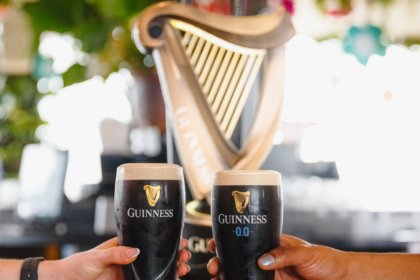 Branded glasses of Guinness Guinness 0.0