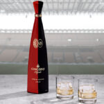 The limited edition Cincoro Añejo x AC Milan bottle