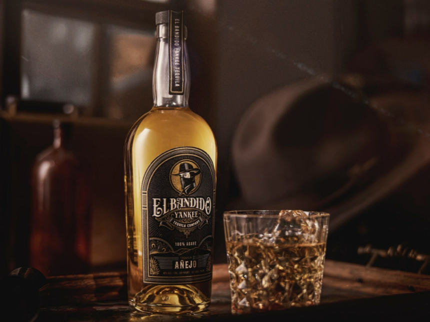 Bottle of El Bandido Yankee Tequila Añejo