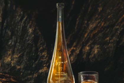 Cygnet 77 bottle with serve