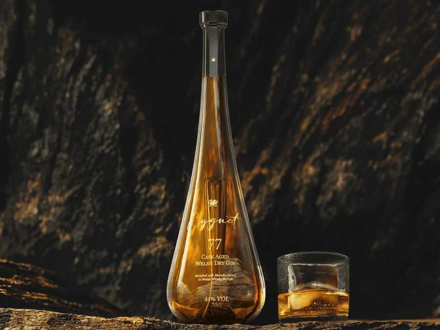 Cygnet 77 bottle with serve