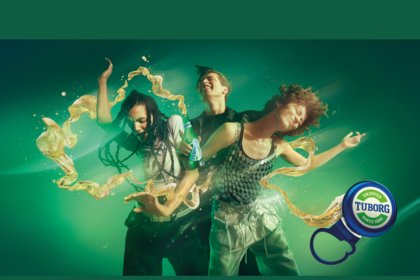 People dancing with Tuborg bottle cap to the side