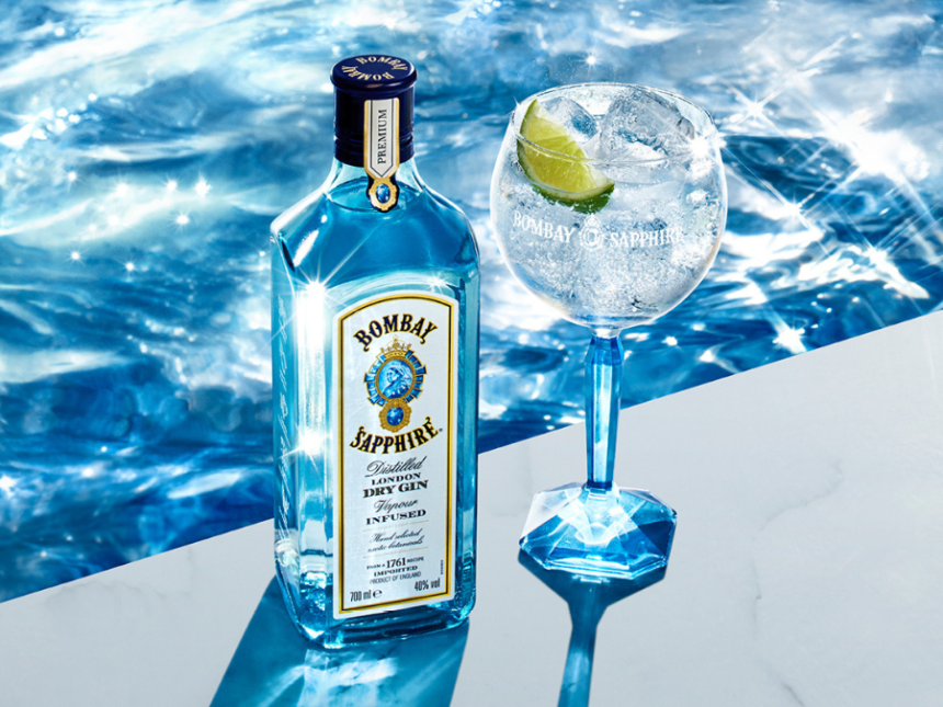 Bombay Sapphire bottle and serve