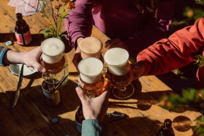 Chouffe serves being clinked