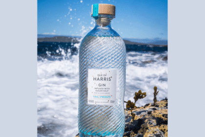 Isle of Harris Tidal Strength gin bottle