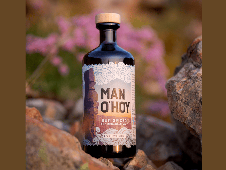 Man O'Hoy bottle