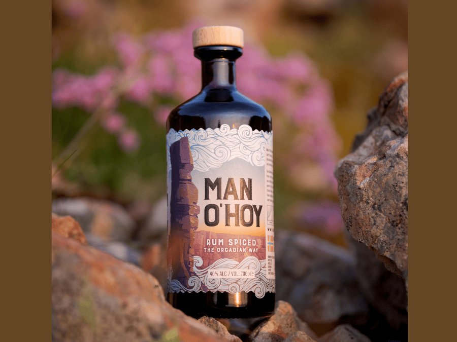 Man O'Hoy bottle