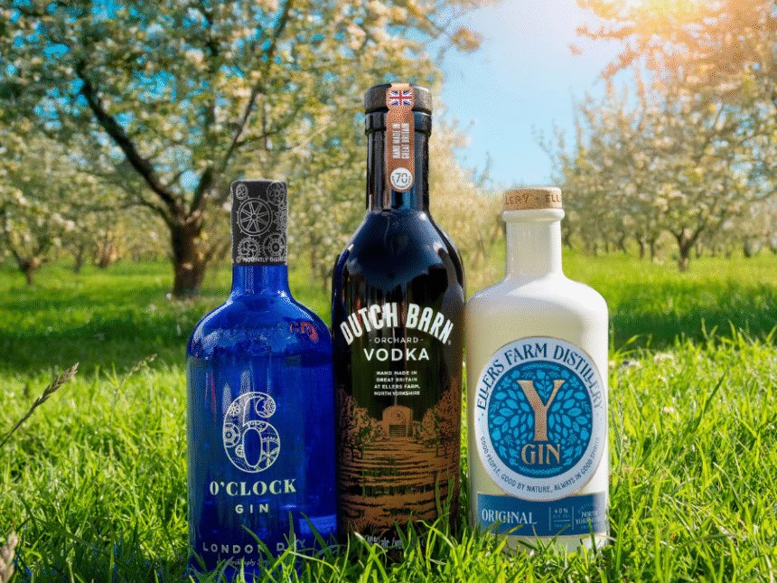 6 O'Clock Gin bottle next to Ellers Farm products