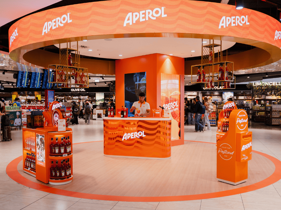 Aperol airport pop-up