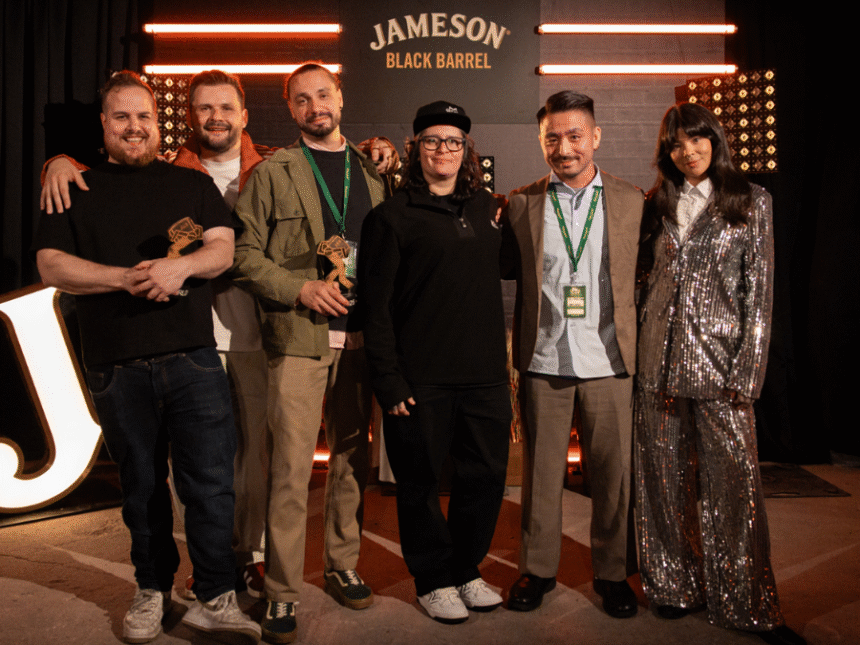 Matt Smith (UK), Stefan Codrea (Romania/Spain), and Yu Kajitani (Ireland), with judges at the Jameson Hosts Global Summit