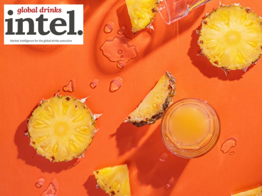 Slices of pineapple next to pineapple drinks