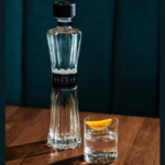 Centinela Cristalino bottle plus serve