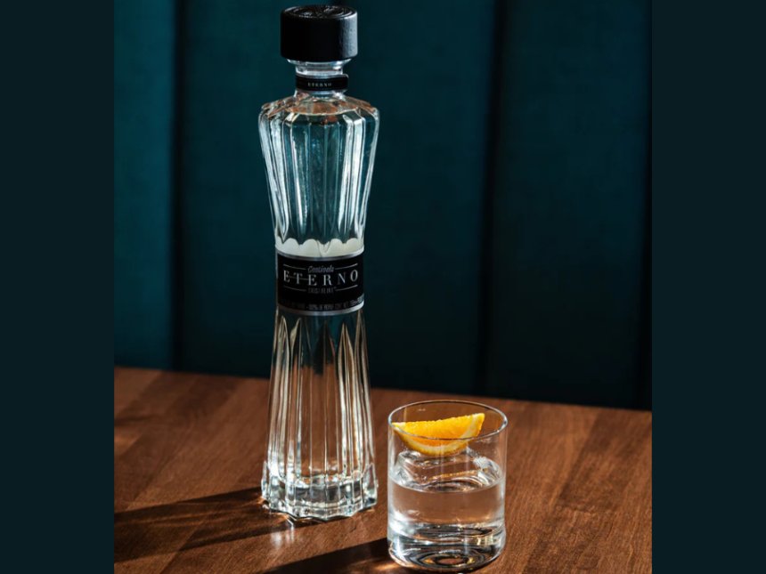 Centinela Cristalino bottle plus serve