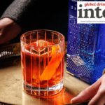 Negroni serve on a tray