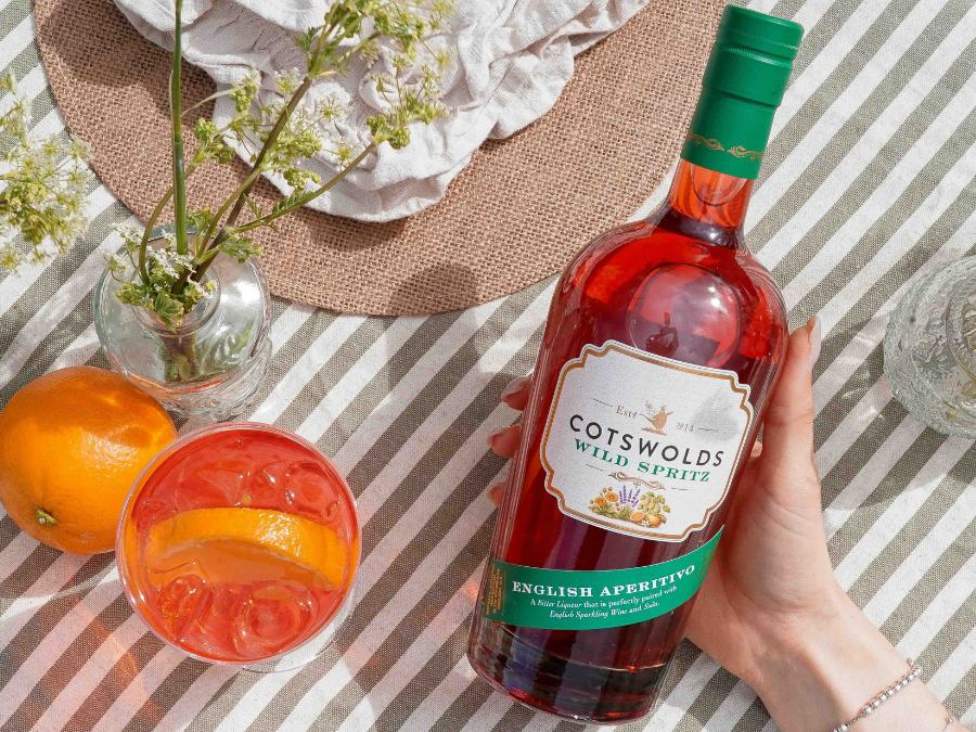 Cotswolds Wild Spritz bottle