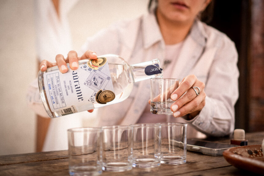 Júrame Joven bottle