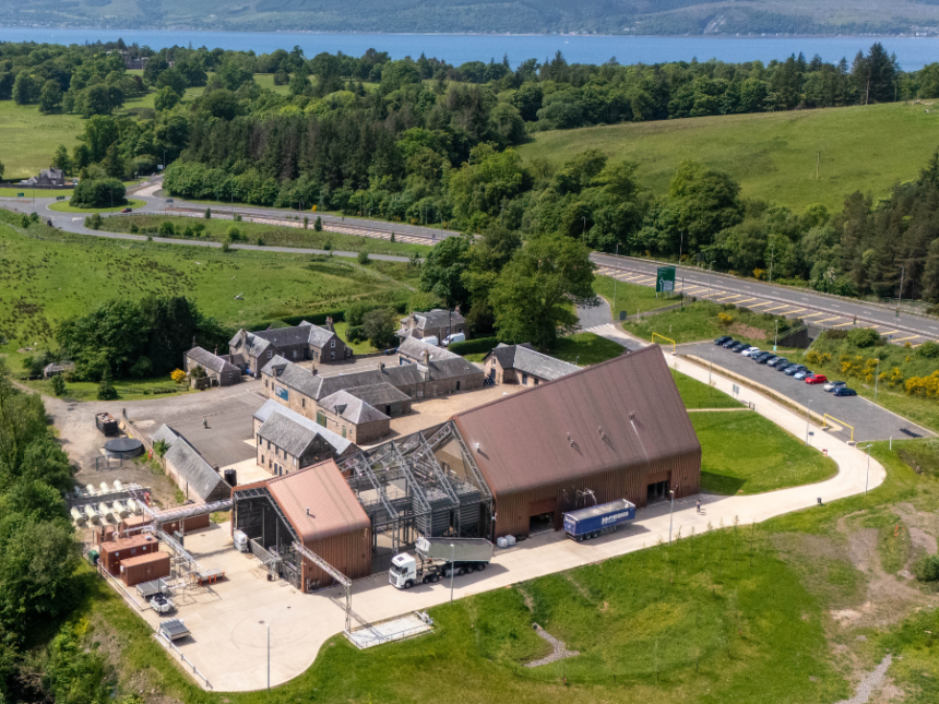 Ardgowan Distillery exterior