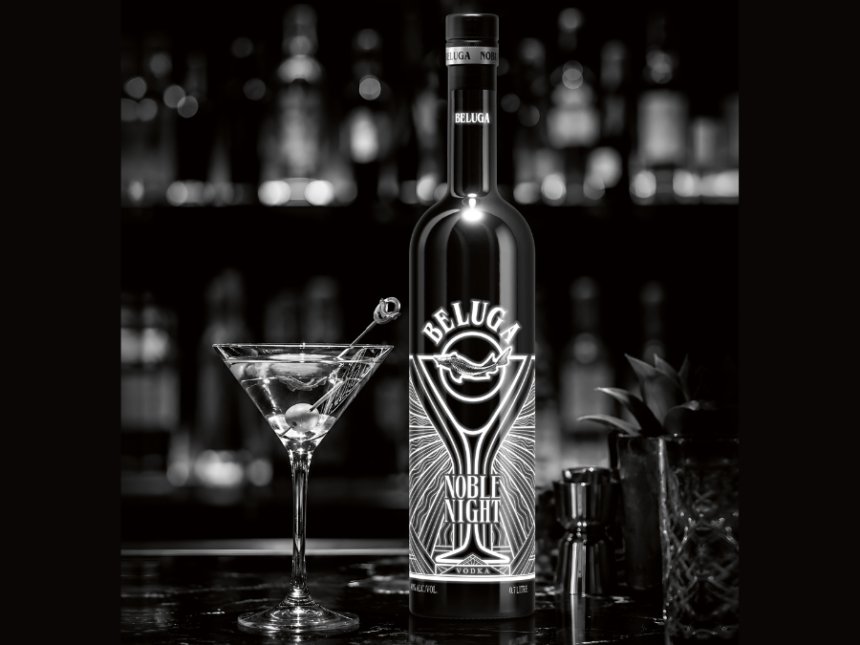 Beluga Noble Night with cocktail serve on a bar