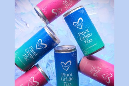 I Heart Pinot Grigio Fizz and Pink Fizz cans