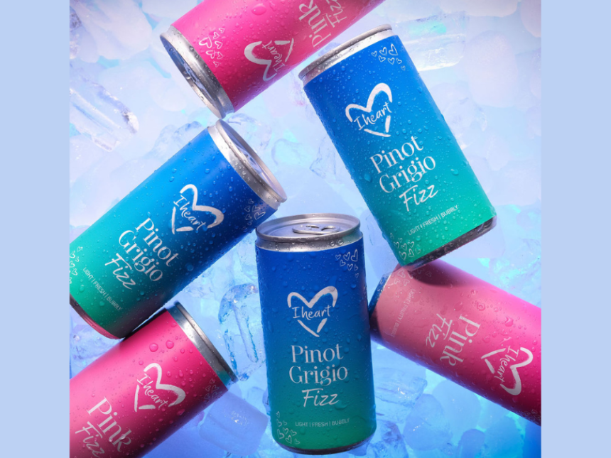 I Heart Pinot Grigio Fizz and Pink Fizz cans
