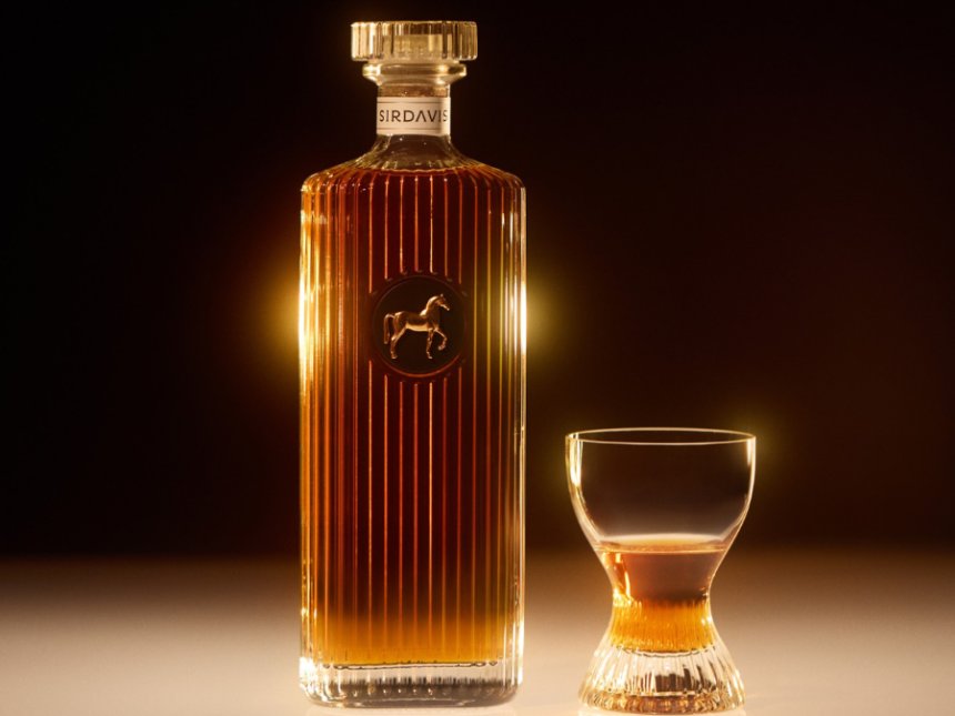 Moët Hennessy hands over full ownership of SirDavis American