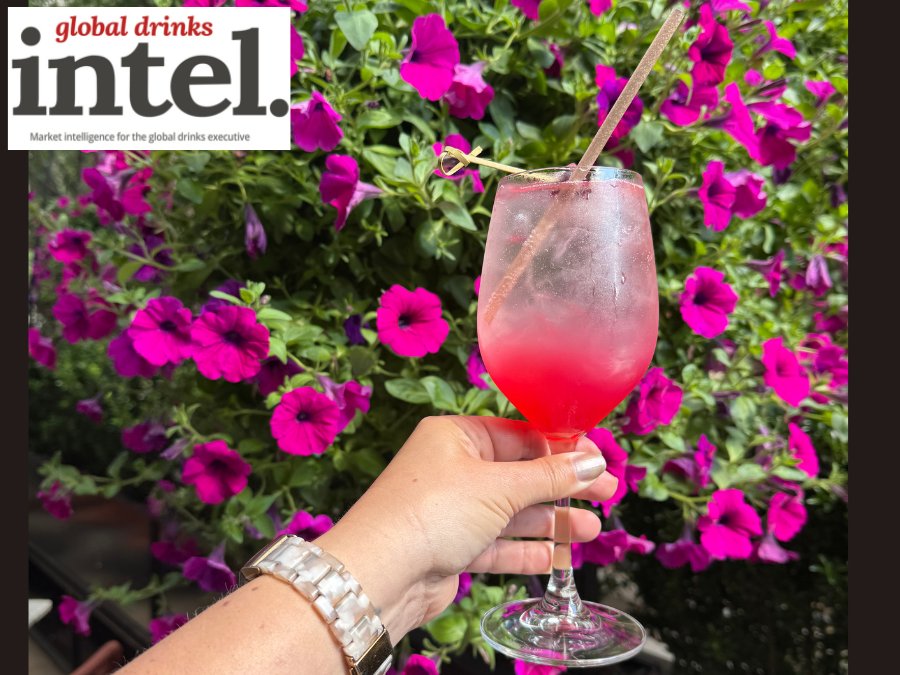 Spritz serve with a garden backdrop