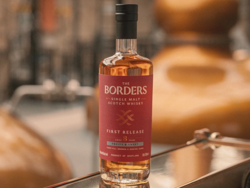 The Borders Single Malt bottle