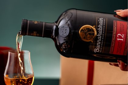 CVH Spirits Bunnahabhain pour