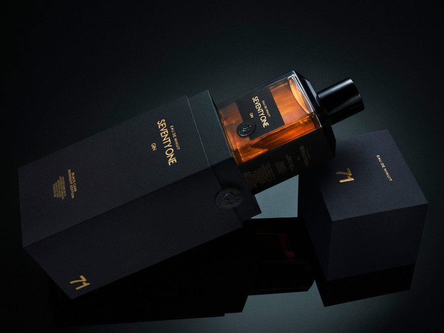 Seventy One Eau de Minuit bottle and box
