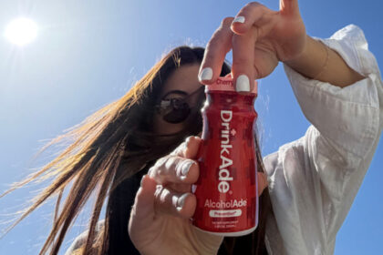 DrinkAde Cherry Ice