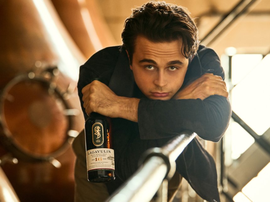Actor Ben Ahlers with Lagavulin